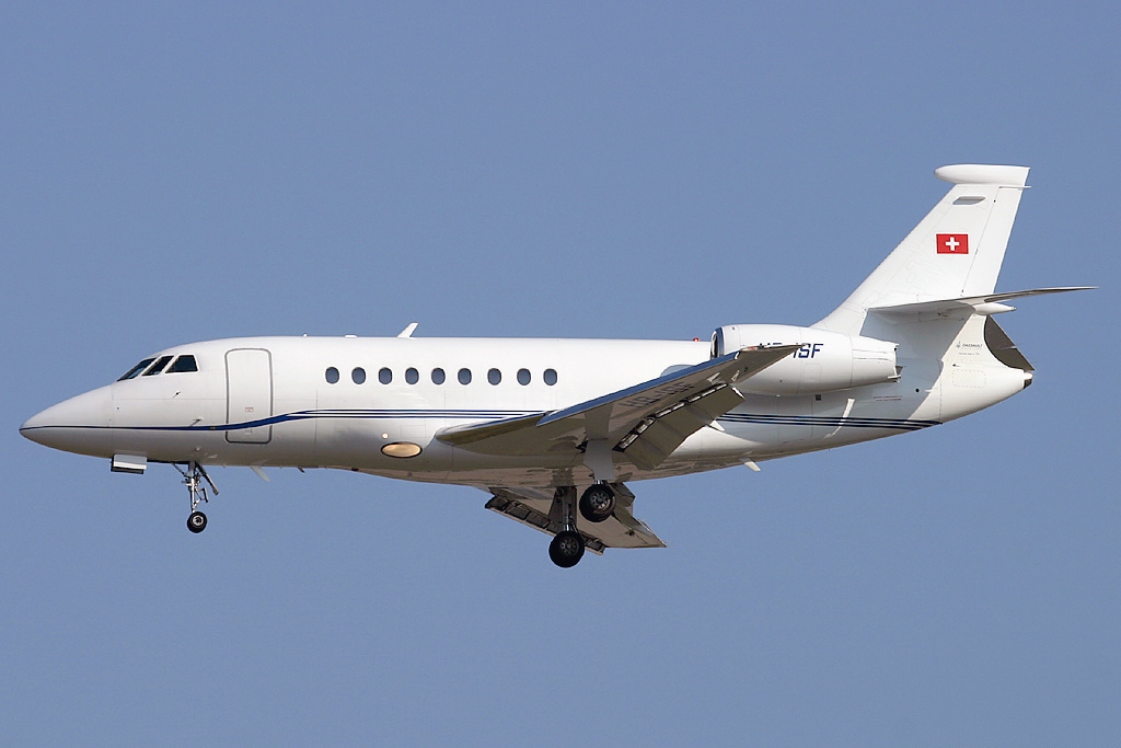 Dassault Falcon 2000EX business jet